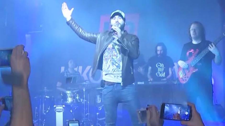 Kiko Rivera presume una vez más de su notable cambio físico