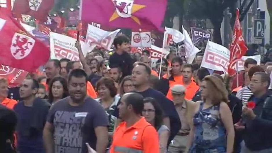 Multitudinaria manifestación en León para evitar el cierre de Vestas