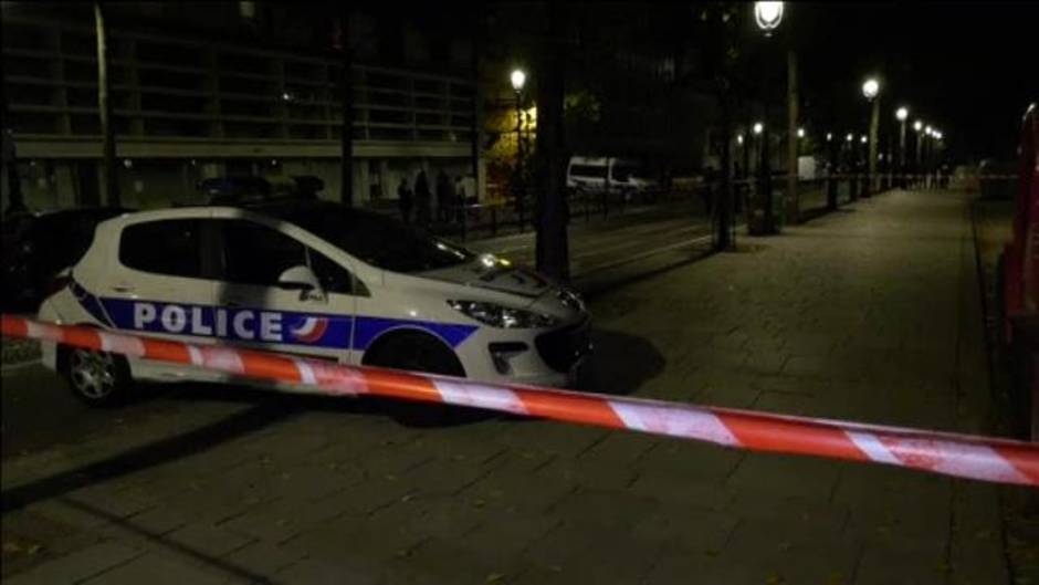 Detenido un hombre en París por atacar a siete personas con un cuchillo y una barra de hierro