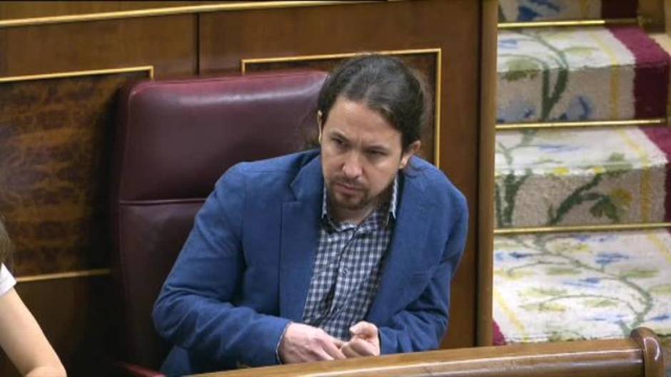 Sánchez anuncia una nueva ley para "poner fin a la venta de vivienda pública a los fondos buitre"