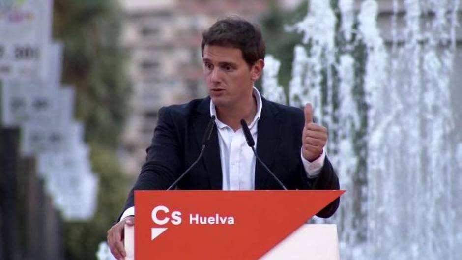 Albert Rivera pide a Sánchez que dé explicaciones sobre su libro