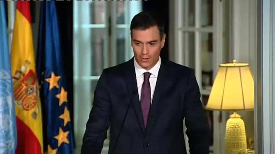 Pedro Sánchez: "No nos va a marcar la agenda un corrupto"