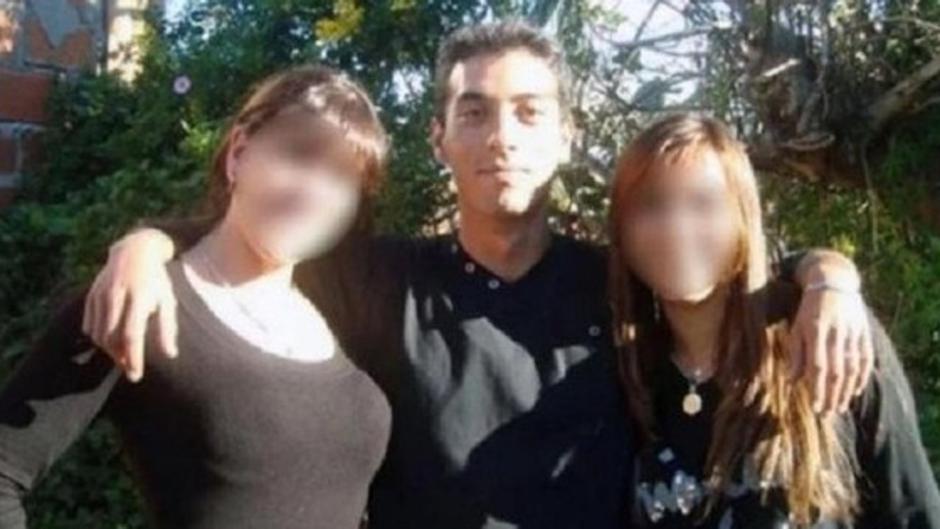 Su marido abusa de su hija menor de edad y le estrangula en ese instante