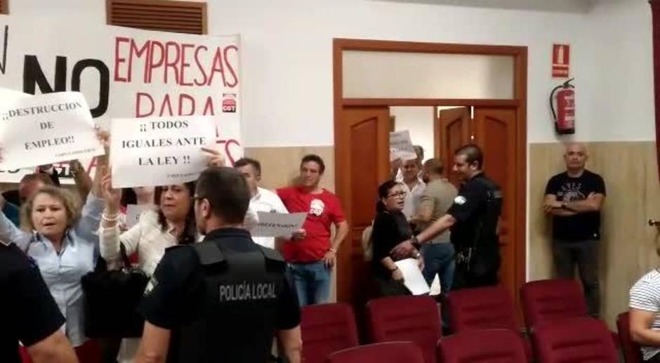 Protesta en el Ayuntamiento de Córdoba