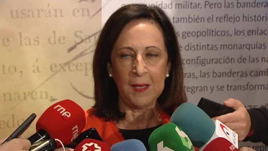 Margarita Robles señala que los abucheos a Sánchez en el desfile son una "falta de respeto"