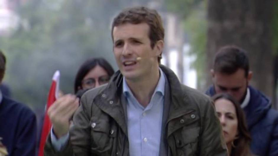 Casado ve una "felonía" que Pedro Sánchez "se venda al independentismo"