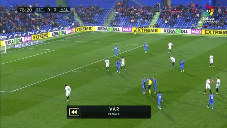 Gol de Parejo de penalti (0-1) en el Getafe 0-1 Valencia