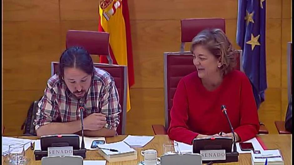 Pablo Iglesias y el popular Luis Aznar recitan 'La venganza de Don Mendo' en el Senado