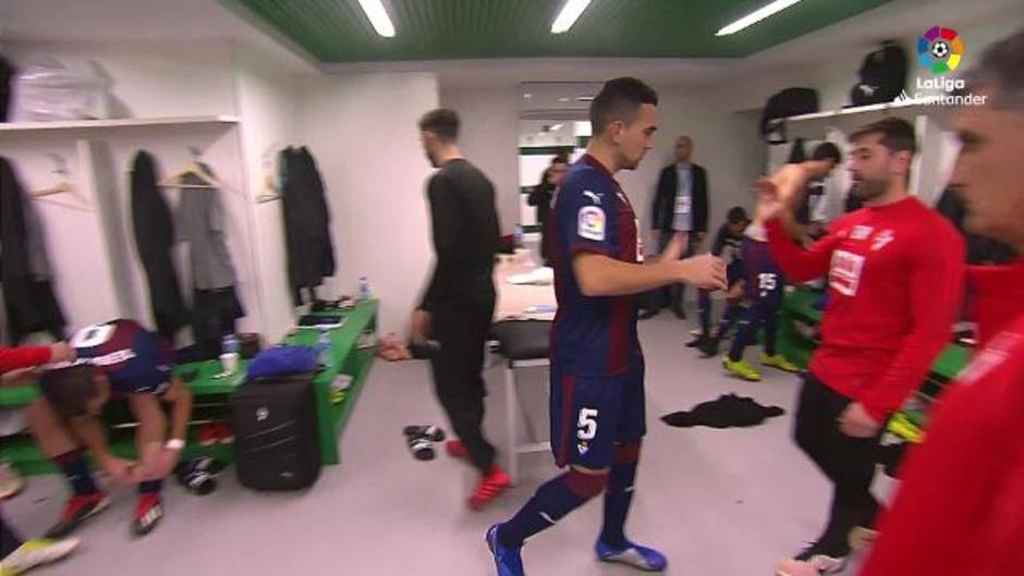 La charla del Eibar en el vestuario antes el partido con el Betis