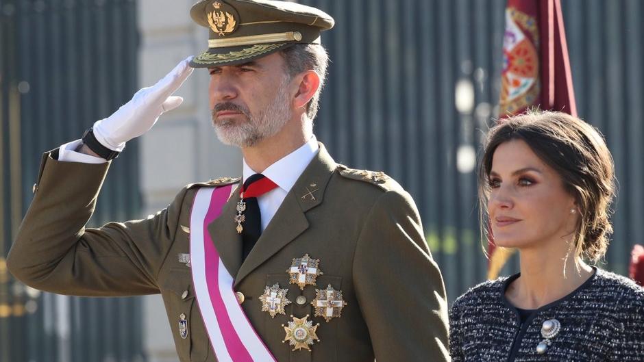 Felipe VI recuerda que «la bandera es de todos» en la celebración de la Pascua Militar