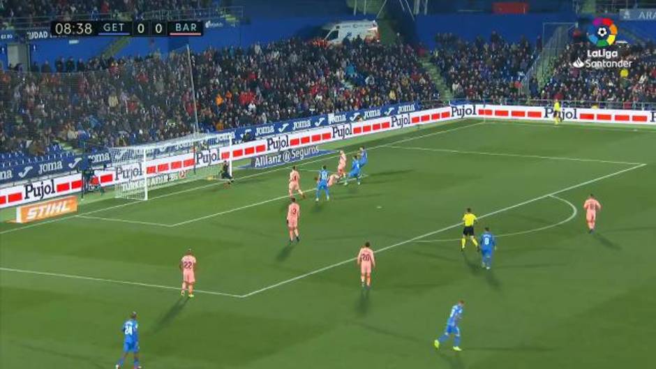 El gol anulado a Mata en el Getafe 1-2 Barcelona