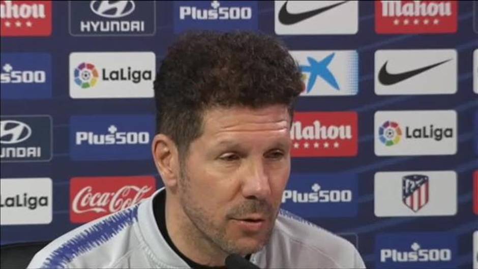 Simeone: "Nosotros le damos importancia a todo lo que sea poner en juego la camiseta del Atlético"