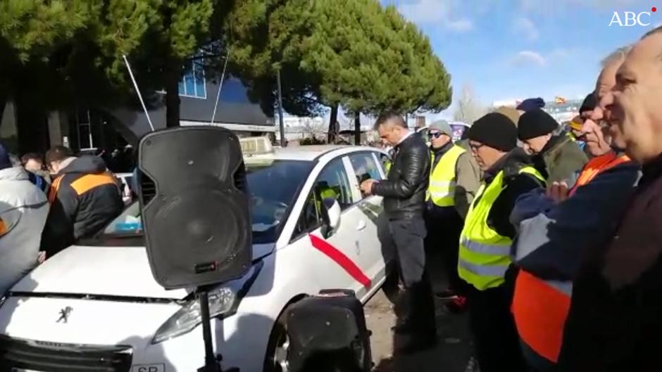 «Resistencia» de los taxistas a ritmo de Ska-P y Gloria Gaynor