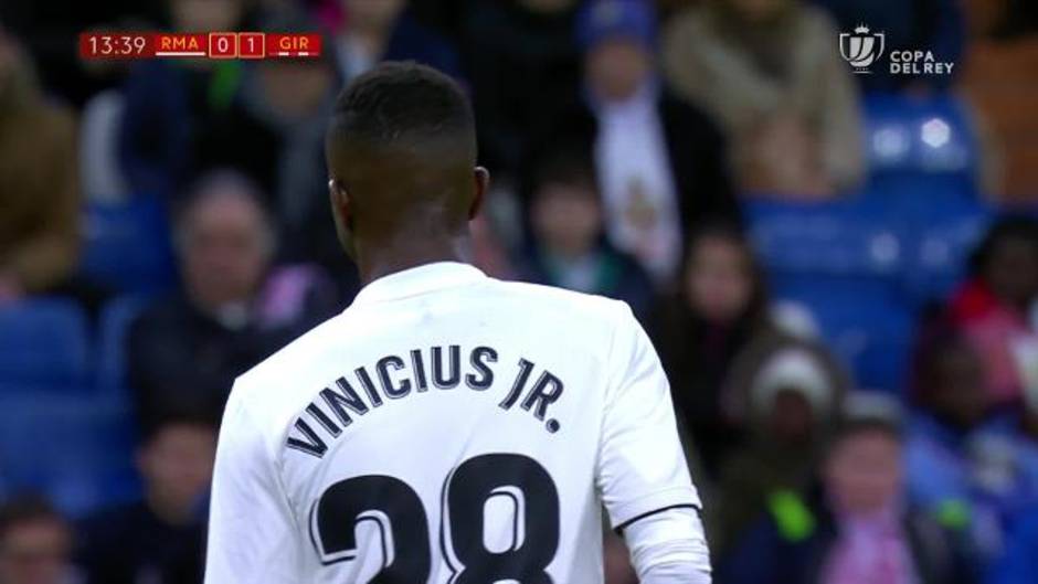 El cañito de Vinicius que levantó al Bernabéu en el Real Madrid 4-2 Girona