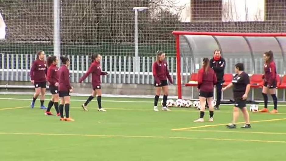 Vuelta a los entrenamientos de las leonas después del llenazo histórico en San Mamés