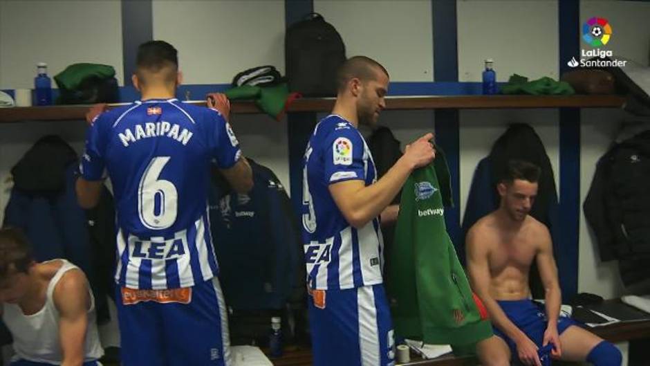 Vestuario del Alavés en la previa del Real Madrid 3-0 Alavés