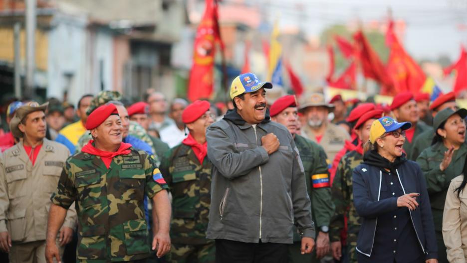 Maduro marcha por las calles de Maracay reclamando la unión «cívico-militar»