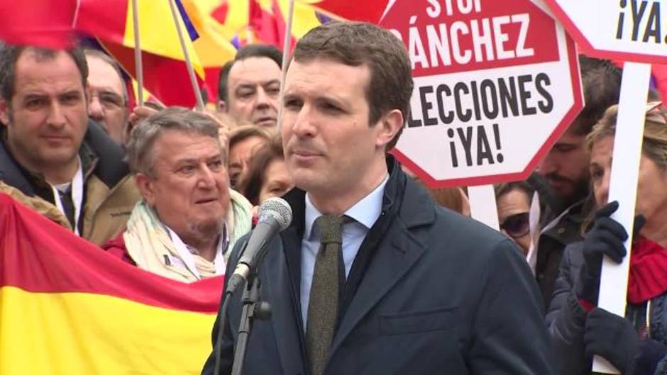 PP pide a "la España de los balcones" ir a las urnas para censurar la actuación de Sánchez