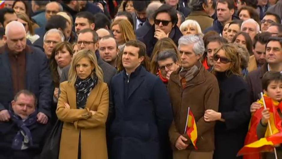 PP, Ciudadanos y Vox juntos en la manifestación contra Sánchez