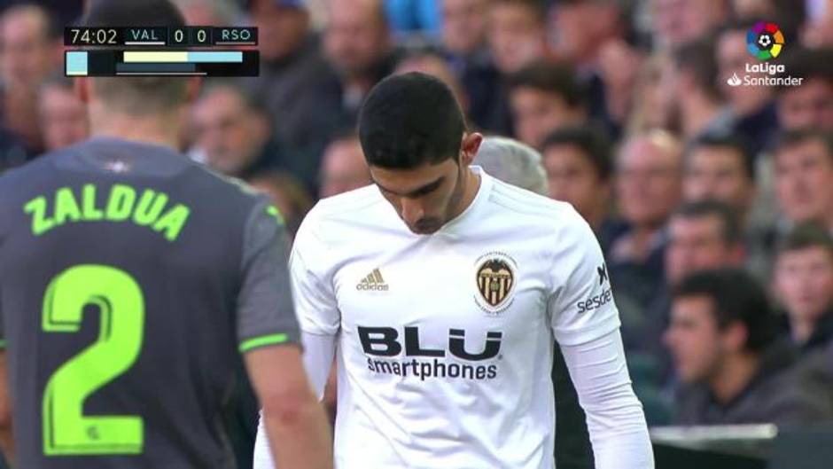 Gonçalo Guedes vuelve a pisar el césped de Mestalla tras su lesión