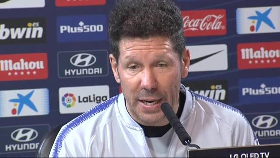 Simeone: "Costa está bárbaro. Es un guerrero y el equipo le necesita"