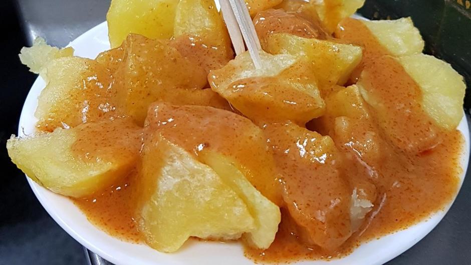 ¿Cuáles son los ingredientes exactos de las patatas bravas tradicionales?