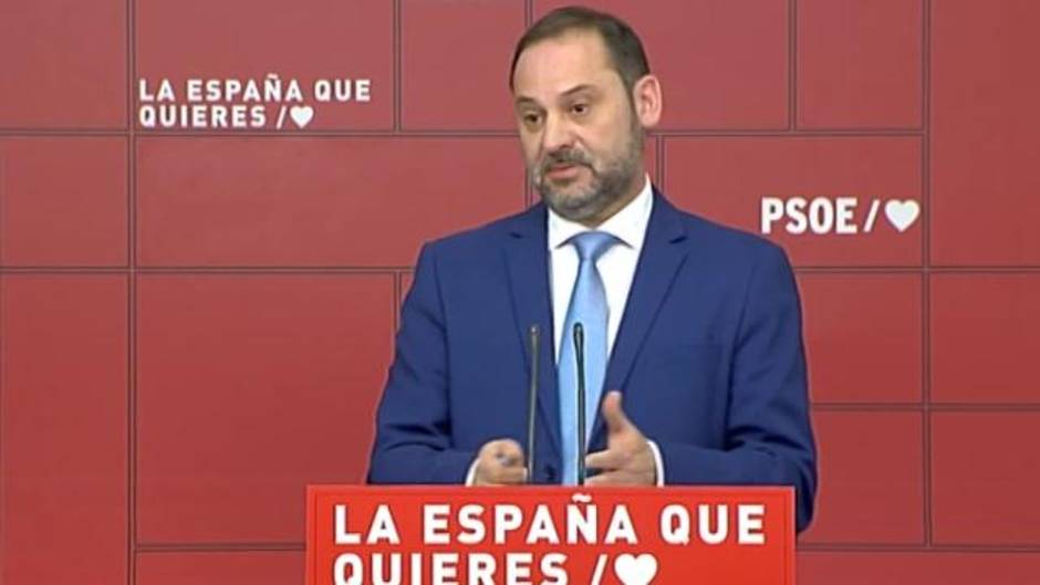 Ábalos anuncia que el PSOE no vetará a nadie en los debates electorales