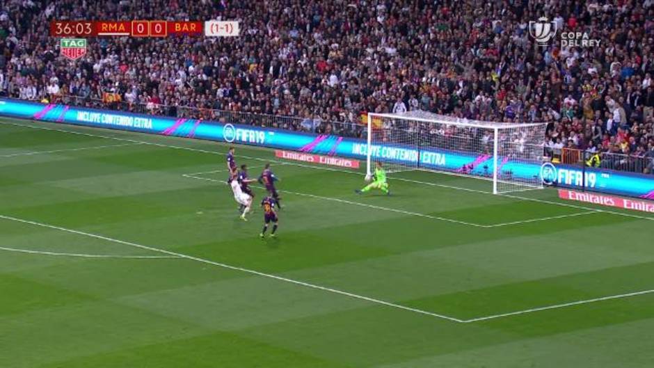 Las paradas de Ter Stegen en el Real Madrid 0-3 Barcelona