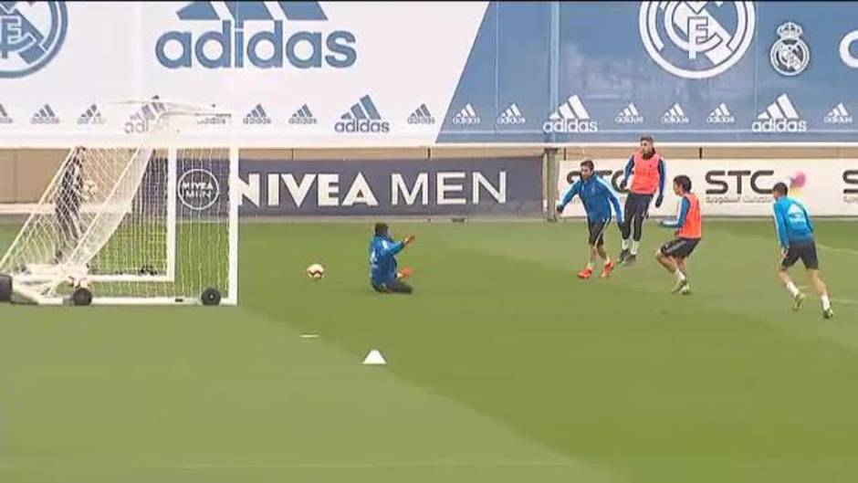 El Real Madrid vuelve a entrenar después de una semana trágica