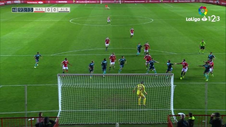 Gol de Sadik de penalti (1-0) en el Gimnàstic 1-0 Albacete