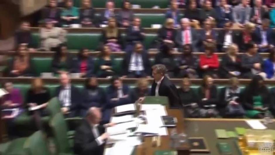 May solicitará a la UE retrasar la fecha del Brexit