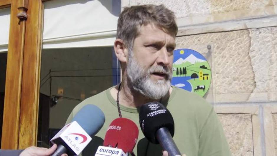 Los ladridos de la perra guiaron a los rescatadores en Palombera