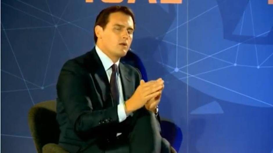 Rivera promete rebajar 60% del IRPF a habitantes del medio rural