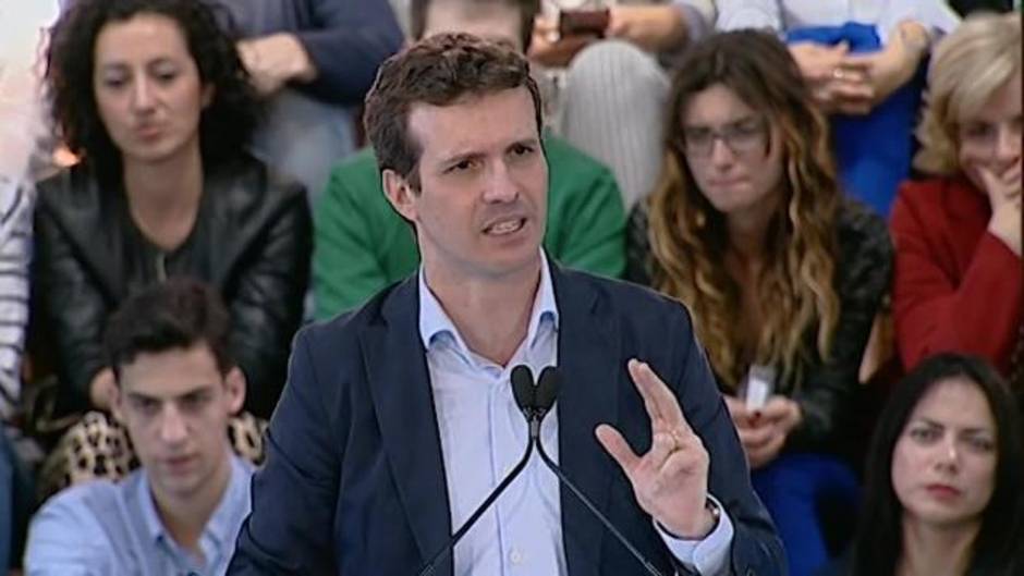 Casado ve a Sánchez como "el presidente más radical"