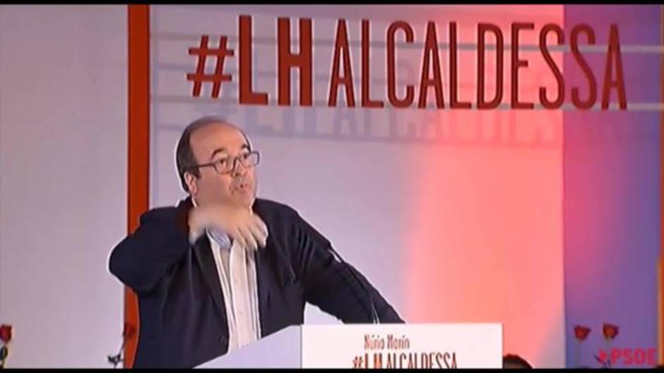 Iceta no ve la "gracia" a los lazos y pancartas en la Generalitat