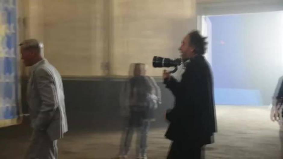 Una trapecista y un mago españoles conquistan a Tim Burton