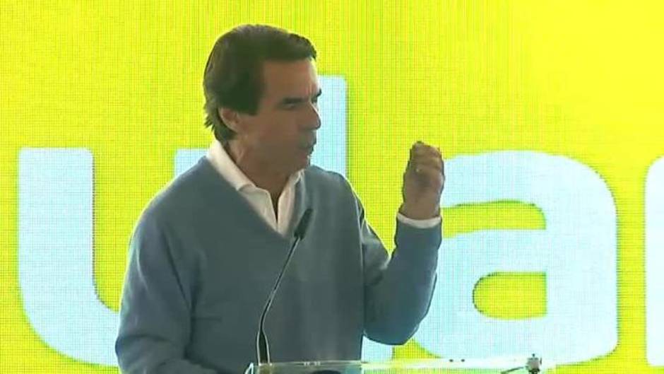 Aznar pide a los españoles que no voten "con las tripas"