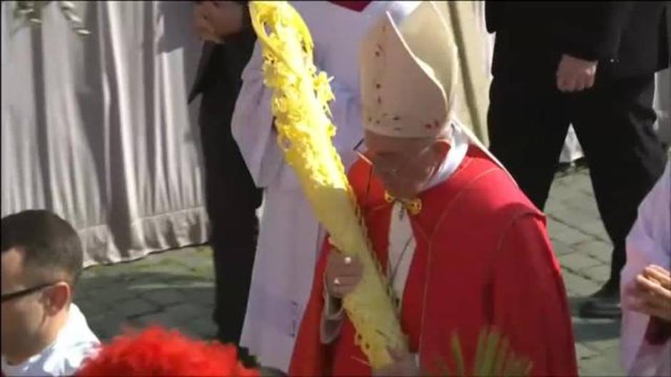 El papa inicia los ritos de la Semana Santa con la misa del Domingo de Ramos