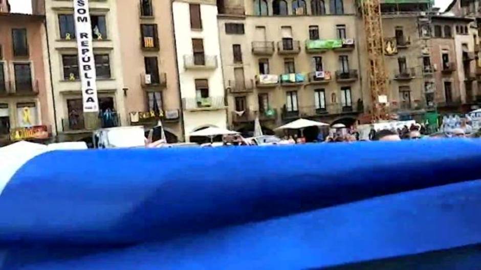 Tensión durante la visita de Arrimadas (Cs) en Vic