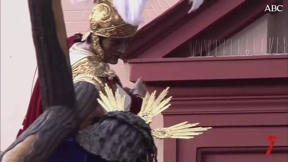 Tres Caídas presenta sus respetos al Baratillo