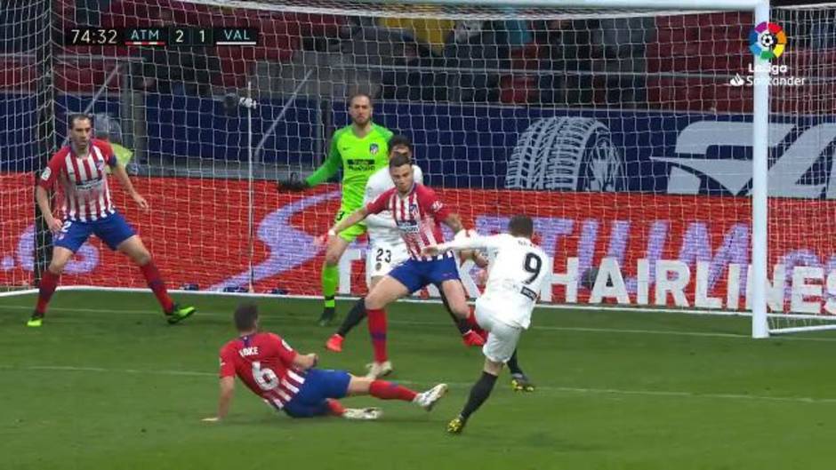 Penalti de Saúl en el Atlético 3-2 Valencia