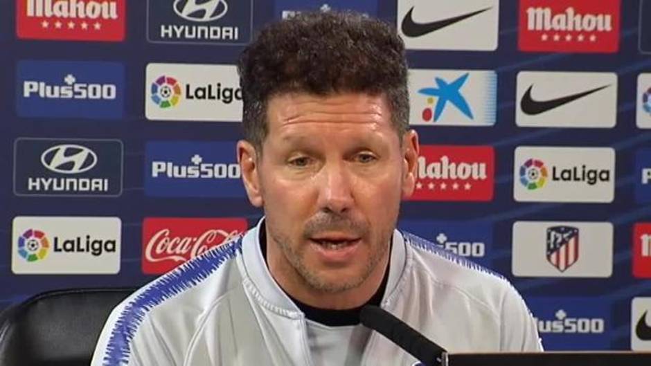 Simeone sobre el futuro de Costa: "El club está para trabajar en consecuencia de lo que sea mejor para todos"
