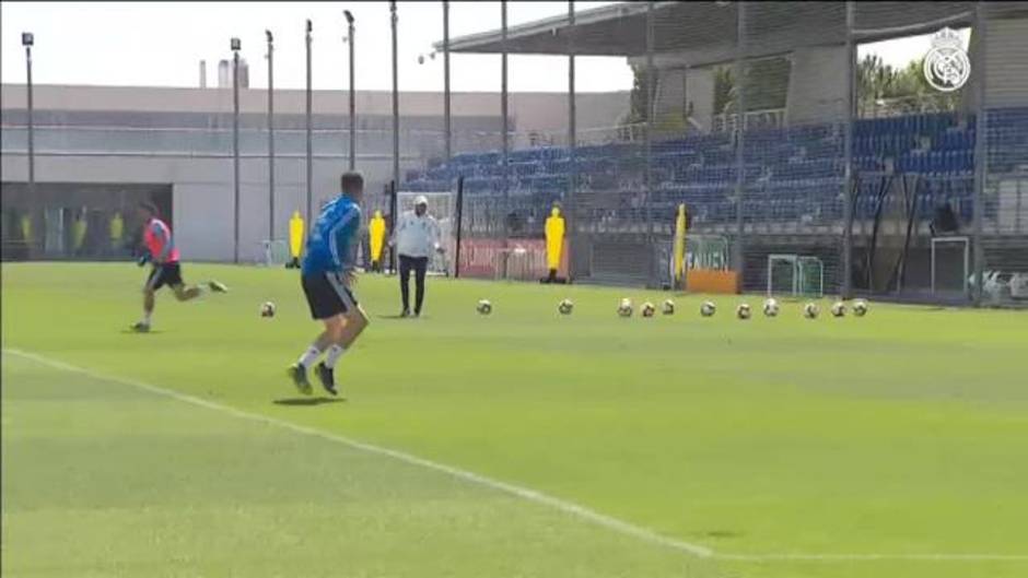 El Real Madrid continúa preparándose para enfrentarse al Real Sociedad