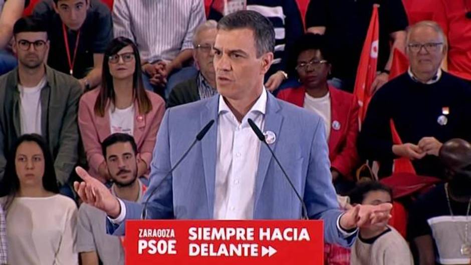 Sánchez pide un doble castigo a PP y Ciudadanos