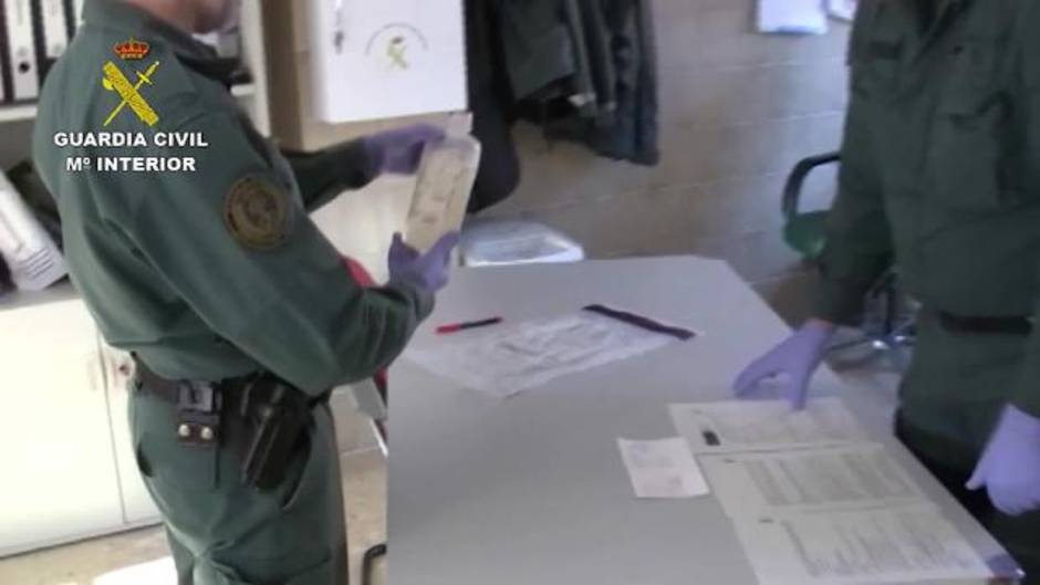 Guardia Civil desmantela red irregular de medicamentos para animales