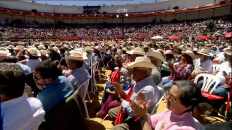 Sánchez afirma que el proyecto de las "tres derechas" es "restar derechos y libertades"