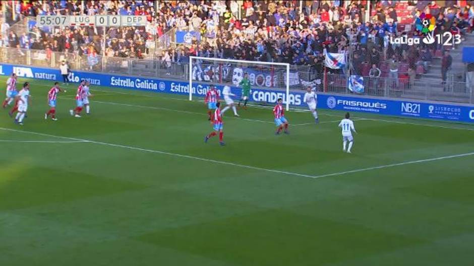 Misil al palo de Edu Expósito (Lugo 1-0 Deportivo)