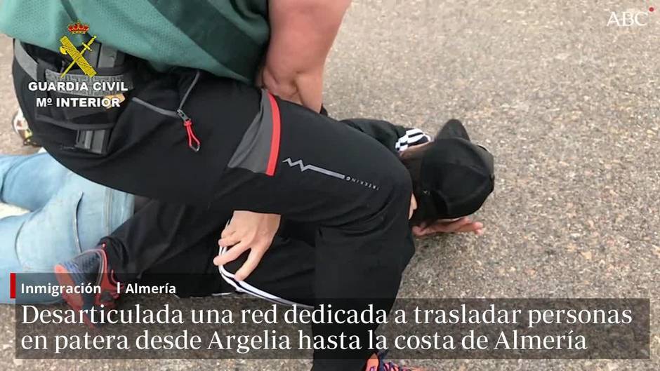 Desarticulada una red dedicada a trasladar personas en patera desde Argelia hasta la costa de Almería