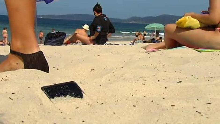 El 59% de los españoles devolverían una cartera perdida con dinero