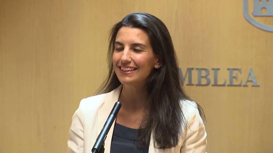 Monasterio asegura que están "muy contentos" tras reunirse con PP y Cs